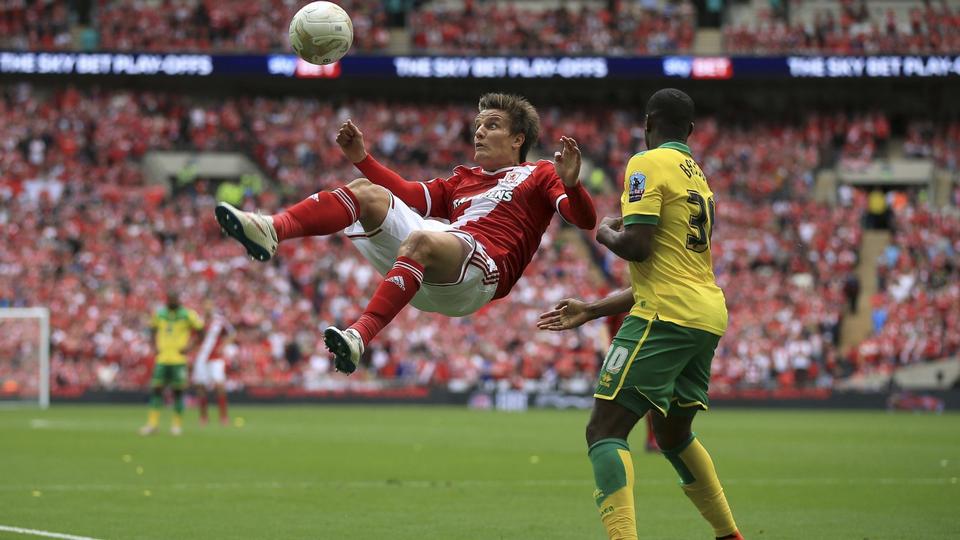 Norwich Rykker Op Med Den Yngste Manager Politiken dk